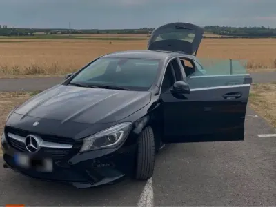 Gebraucht Mercedes CLA180 Shooting Brake 122 PS (89 kW) 2016 Schwarz Kombi