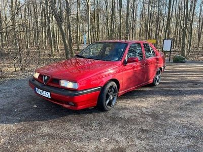 Usata Alfa Romeo 155 165 CV (121 kW) 1992 Rosso Berlina