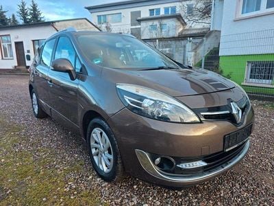 Gebraucht Renault Scénic III Initiale Paris 132 PS (97 kW) 2013 Braun Van / Kleinbus