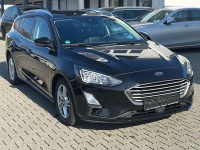 Second-hand Ford Focus Cool & Connect 125 CP (91 kW) 2020 Negru Break