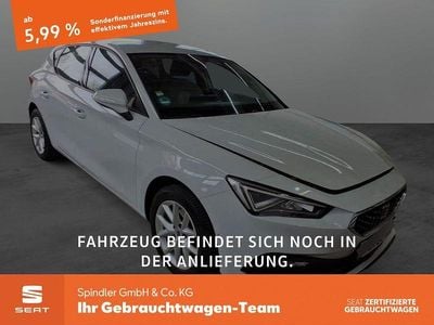 Second-hand Seat Leon Style 131 CP (96 kW) 2022 Alb Berlinǎ