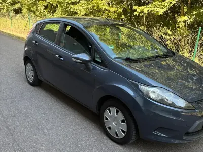Gebraucht Ford Fiesta 2010 Blau Kleinwagen
