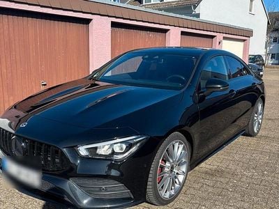 Gebraucht Mercedes CLA200 163 PS (119 kW) 2022 Schwarz Coupé