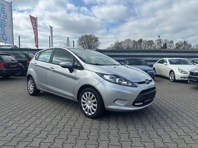 Gebraucht Ford Fiesta Trend 60 PS (44 kW) 2009 Silber Kleinwagen
