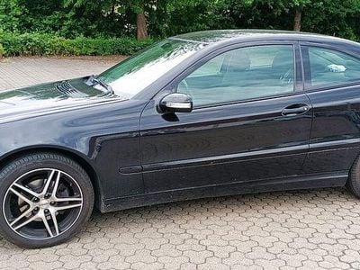 Gebraucht Mercedes C180 143 PS (105 kW) 2007 Schwarz Coupé