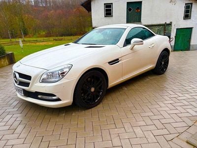 Second-hand Mercedes SLK350 AMG Edition 1 306 CP (225 kW) 2011 Alb Cabrio