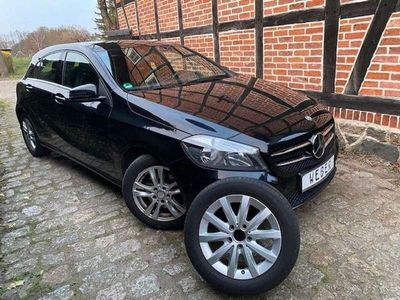 gebraucht Mercedes A180 BlueEfficiency Style Shz Navi T.Leder PDC