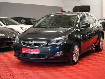 Gebraucht Opel Astra 140 PS (102 kW) 2012 Schwarz Limousine