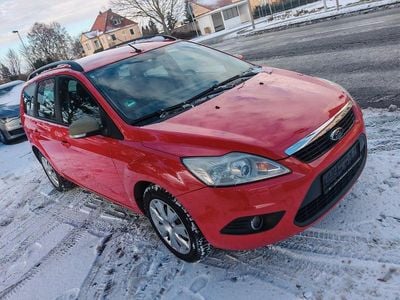 Gebraucht Ford Focus Style 110 PS (80 kW) 2010 Rot Limousine