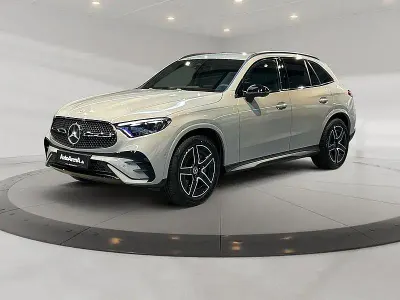 Gebraucht Mercedes GLC200 AMG 204 PS (150 kW) 2025 Manufaktur lack manufaktur alpingrau uni SUV