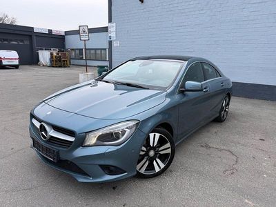 Gebraucht Mercedes CLA200 185 PS (136 kW) 2013 Blau Coupé