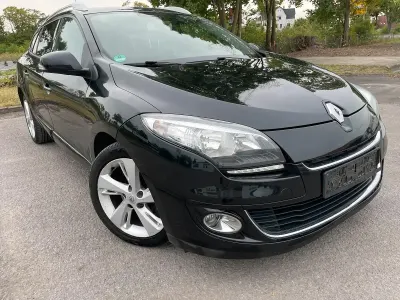 Gebraucht Renault Mégane GrandTour Dynamique 115 PS (84 kW) 2013 Schwarz Kombi