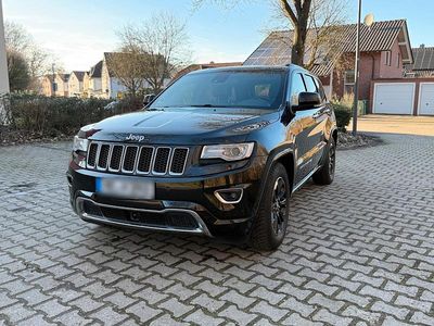 Gebraucht Jeep Grand Cherokee Overland 250 PS (183 kW) 2015 Schwarz SUV