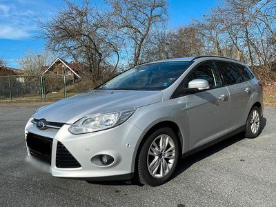 Gebraucht Ford Focus Trend 116 PS (85 kW) 2012 Silber Kombi