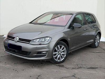 Gebraucht VW Golf Highline 150 PS (110 kW) 2015 Silber Limousine