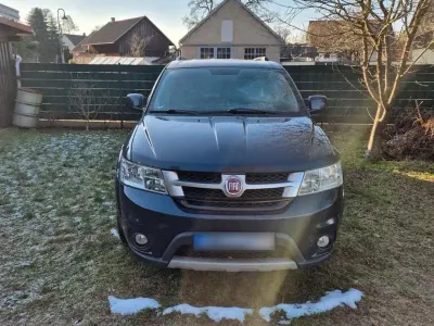 Gebraucht Fiat Freemont 170 PS (125 kW) 2015 Andere farben SUV