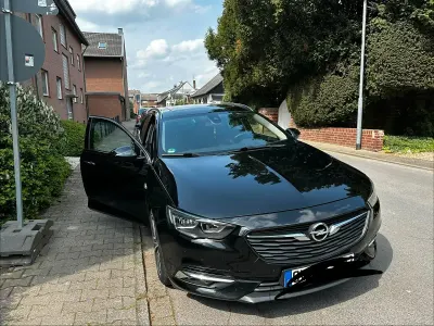 Gebraucht Opel Insignia Country Tourer 179 PS (131 kW) 2019 Schwarz Kombi