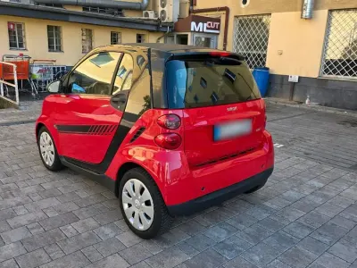 Gebraucht Smart ForTwo Coupé 71 PS (52 kW) 2009 Rot Coupé