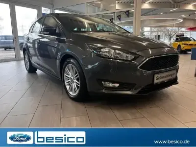 Brugt Ford Focus Cool & Connect 125 HK (91 kW) 2018 Grå Sedan