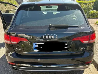 Gebraucht Audi A4 Sport 150 PS (110 kW) 2018 Schwarz Kombi