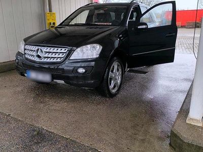 Usata Mercedes ML420 306 CV (225 kW) 2006 Nero SUV