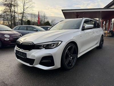 Weiß Gebraucht 2019 BMW 320 M Sport Kombi | 27.990 € (Guter Preis)