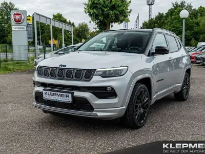Gebraucht Jeep Compass 179 PS (131 kW) 2022 Zweifarblackierung glacier si SUV