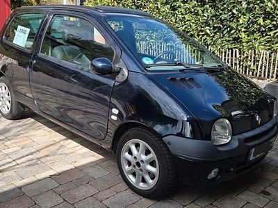 Begagnad Renault Twingo Initiale 75 HK (55 kW) 2003 Blå Halvkombi