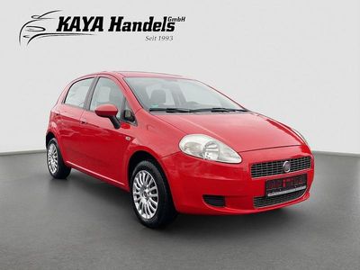 Gebraucht Fiat Grande Punto 77 PS (56 kW) 2009 Colore esterno (rosso passiona Kleinwagen