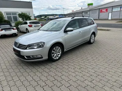 Gebraucht VW Passat 122 PS (89 kW) 2011 Silber Kombi