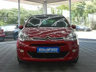 Gebraucht Citroën C3 Exclusive 82 PS (60 kW) 2016 Rot Limousine