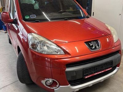 Gebraucht Peugeot Partner 120 PS (88 kW) 2011 Van / Kleinbus