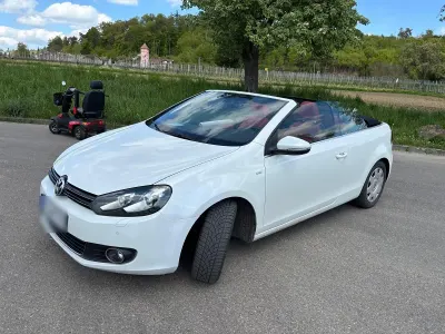 Usata VW Golf Cabriolet 140 CV (102 kW) 2015 Bianco Cabrio