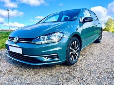 Gebraucht VW Golf VII IQ Drive 116 PS (85 kW) 2019 Blau Kleinwagen