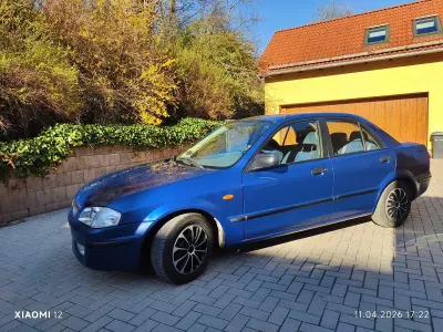 Gebraucht Mazda 323 88 PS (64 kW) 2000 Blau Limousine