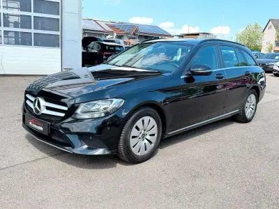 Gebraucht Mercedes C200 160 PS (117 kW) 2019 Schwarz/baltic black Kombi