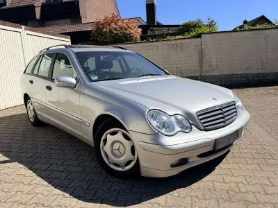 Second-hand Mercedes C200 163 CP (119 kW) 2002 Alb Break