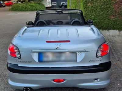 Gebraucht Peugeot 206 CC 136 PS (100 kW) 2003 Silber Cabrio