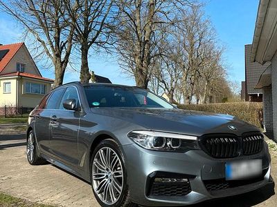 Gebraucht BMW 530 M Sport 265 PS (194 kW) 2017 Grau Kombi