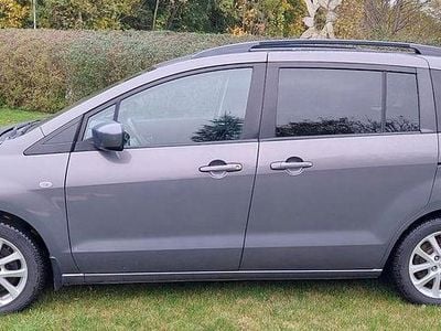Grau Gebraucht 2010 Mazda 5 Van / Kleinbus | 3.999 € (Fairer Preis)