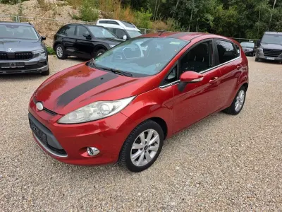 Gebraucht Ford Fiesta Ghia 82 PS (60 kW) 2008 Rot Kleinwagen