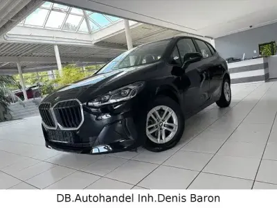 Gebraucht BMW 218 Active Tourer Luxury Line 150 PS (110 kW) 2024 Schwarz Van / Kleinbus