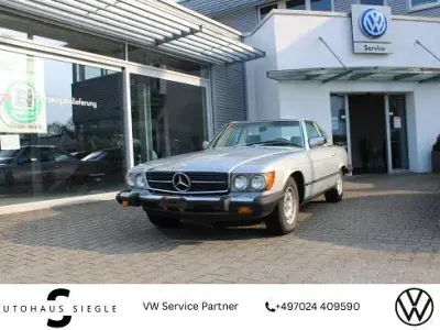 Gebraucht Mercedes SL380 155 PS (114 kW) 1984 Silber Cabrio