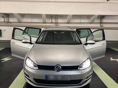Gebraucht VW Golf VII Allstar 110 PS (80 kW) 2016 Grau Kombi
