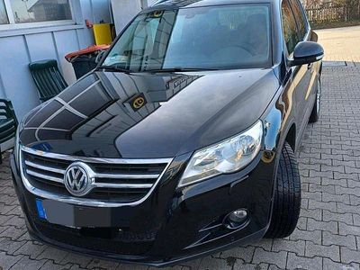 Schwarz Gebraucht 2009 VW Tiguan SUV | 6.800 € (Etwas zu teuer)