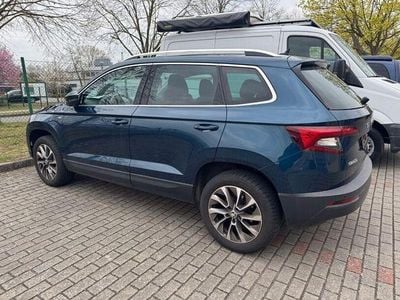 Gebraucht Skoda Karoq Clever 150 PS (110 kW) 2022 Blau SUV