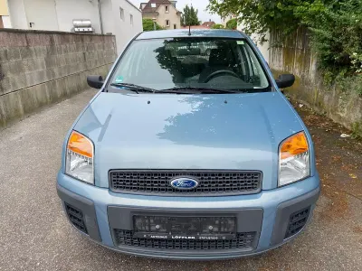 Gebraucht Ford Fusion 80 PS (58 kW) 2009 Blau Kleinwagen