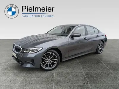 Gebraucht BMW 320 Sport Line 184 PS (135 kW) 2021 Grau Limousine