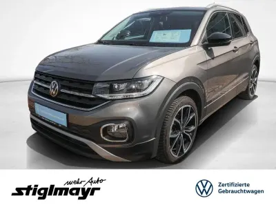 Używany VW T-Cross Style 110 KM (80 kW) 2021 Zielony SUV