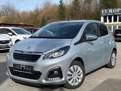 Gebraucht Peugeot 108 Style 72 PS (52 kW) 2020 Grau Limousine